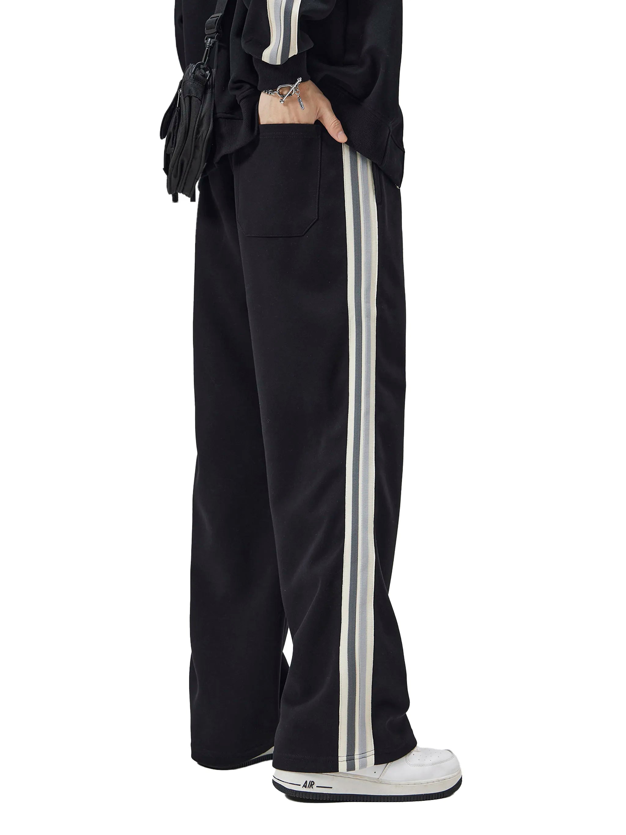 Contrast Side-Stripe Pants