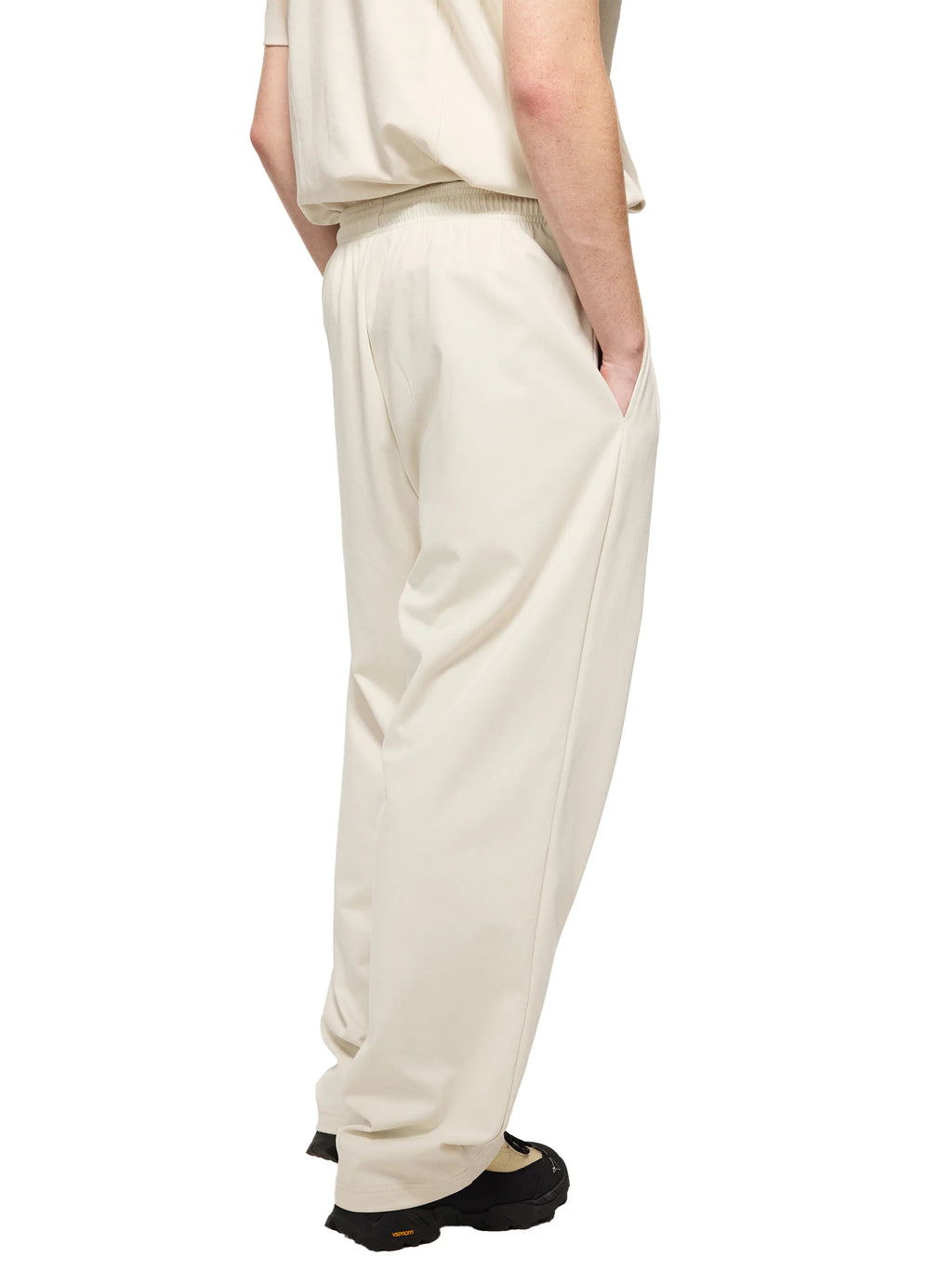 Mesh-Lined Athletic Leg Pants